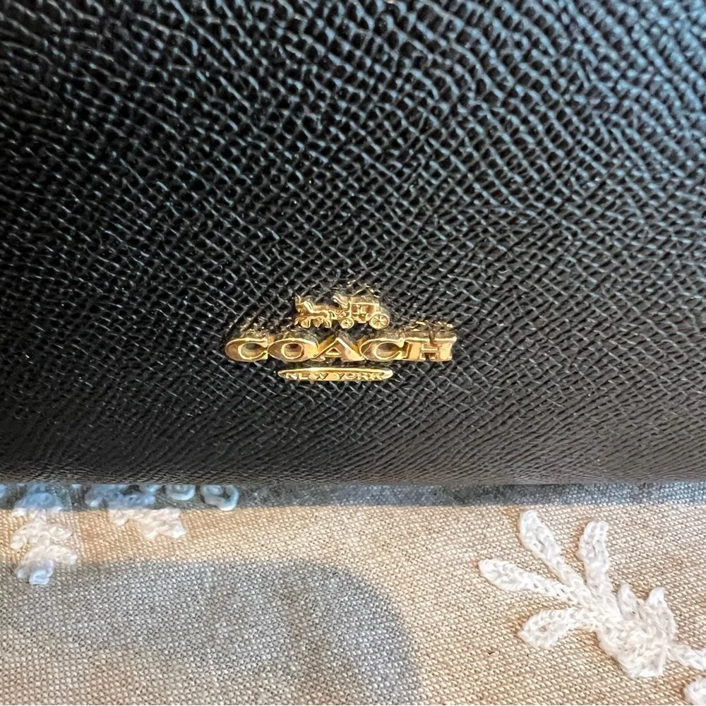 Coach Turnlock Tote (29086) Black EUC - Picture 2 of 12